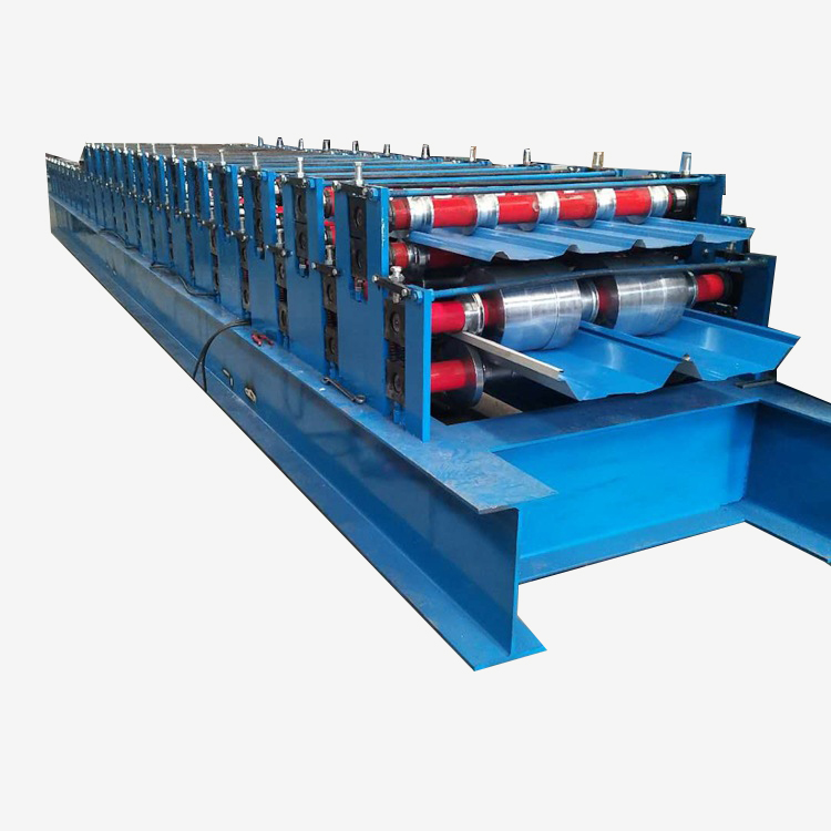 820型彩鋼壓瓦機(jī)